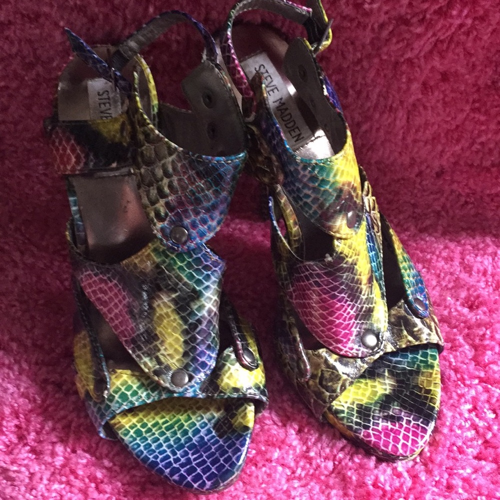 Steve Madden snakeskin heels
